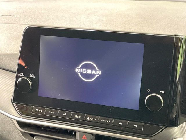 �y�����i�r�z�l�C�̏����i�r�𑕔����Ă���܂��B�i�r�̎g���₷���͂������A�I�[�f�B�I�@�\���[��!�L�����v�◷�s�͂������A�ʋ΂┃�����ȂǕ��i�̃h���C�u���y�����Ȃ�͂���