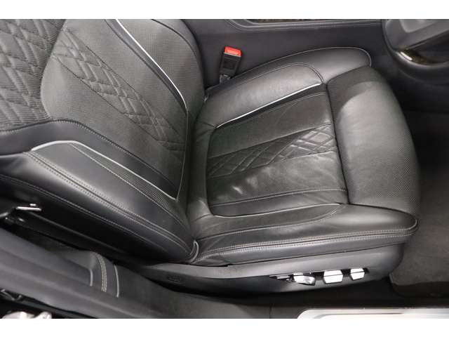 �����O�{�f�B�����ݏo�����芴�Ƒ��݊�