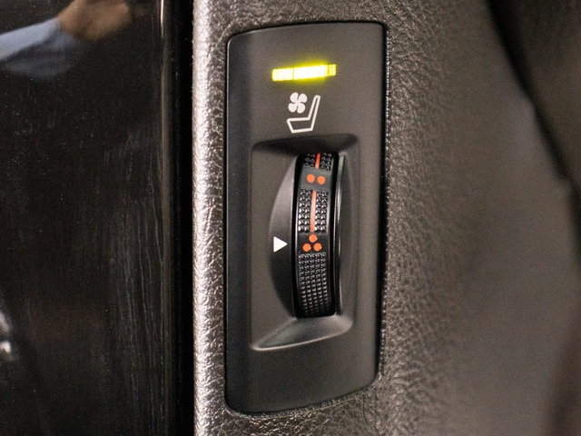 ���K�G�A�V�[�g&�V�[�g�q�[�^�[�𑕔����Ă��܂�!�����ԂȂ�ł͂̑����ł�!�V�[�g���g�܂�@�\!�V�[�g����╗���o��@�\!�ǂ�����t���Ă��܂�!!�����~���A�����Ă����K�ɂ���Ԓ����܂�!!