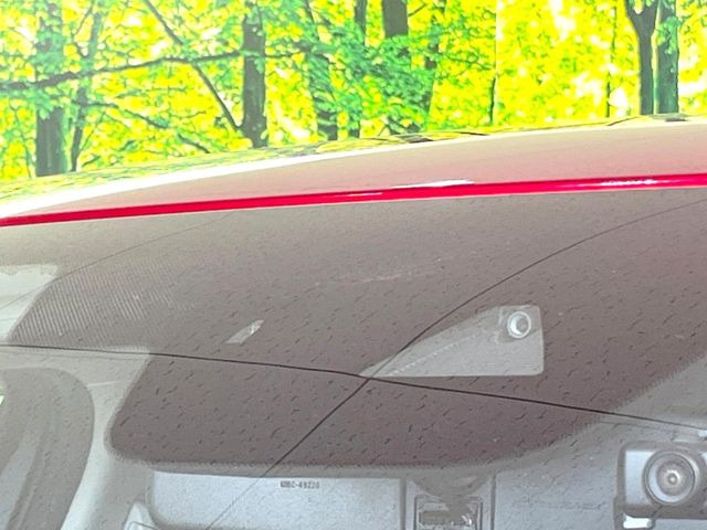 �yi-ACTIVESENSE�z���s���ɑO���̎ԗ�����F�����A�Փ˂������Ȏ��͌x��ƃu���[�L�ŏՓˉ���Ɣ�Q�y�����A�V�X�g�B�����S�Ƀh���C�u�����y���݂��������܂��B