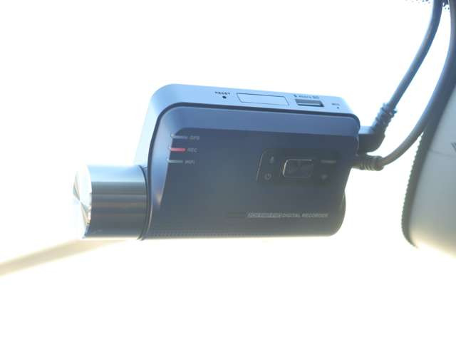 �k���É��X�A�y�Y�X�͎w�萮���H������L�B��c�X�A���l�X�ɂ͔F�ؐ����H������L���Ă��܂��B���ꂼ��̋��_�ɐ������t�g��e�X�^�[���̐ݔ��@����������Ă��܂��B