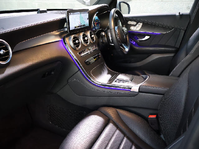 GLC220d 4マチック AMGライン 4WD