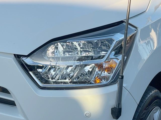 �yLED�w�b�h���C�g�z���V����ԑ��s�����ǍD�Ȏ��E���m�ۂ����S���ĉ^�]�ł��鍂�P�xLED�w�b�h���C�g�𑕔�!�_�����x�������A����d�͂��}�����Ă��܂��B