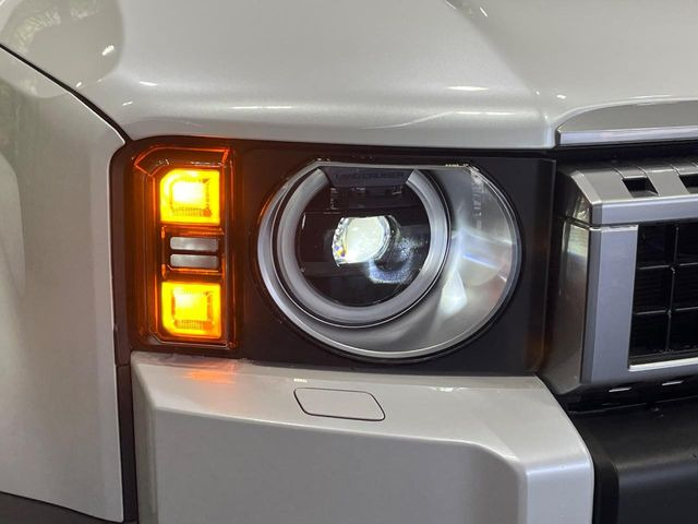 �yLED�w�b�h���C�g�z���V����ԑ��s�����ǍD�Ȏ��E���m�ۂ����S���ĉ^�]�ł��鍂�P�xLED�w�b�h���C�g�𑕔�!�_�����x�������A����d�͂��}�����Ă��܂��B