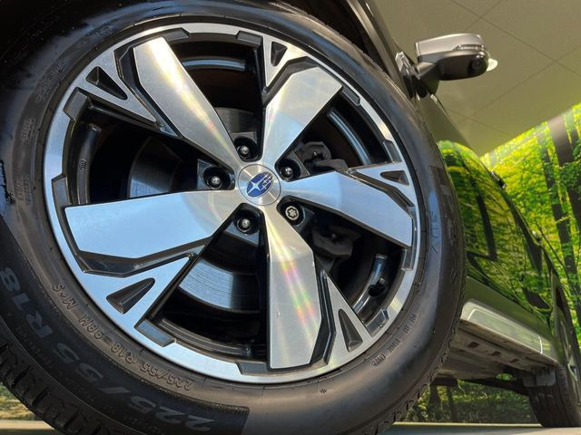 �y����18�C���`�A���~�z�C�[���z�O�ςɃ}�b�`���������A���~�z�C�[���𑕒����Ă���܂��B�e��ЊO�A���~�z�C�[����A�X�^�b�h���X�^�C�����戵�����Ă���܂��B���񂲑��k����������