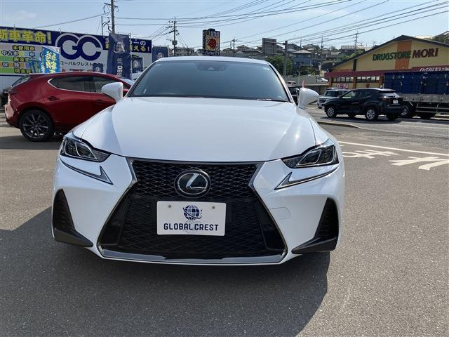 IS200t Fスポーツ