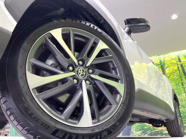 �y����18�C���`�A���~�z�C�[���z�O�ςɃ}�b�`���������A���~�z�C�[���𑕒����Ă���܂��B�e��ЊO�A���~�z�C�[����A�X�^�b�h���X�^�C�����戵�����Ă���܂��B���񂲑��k����������