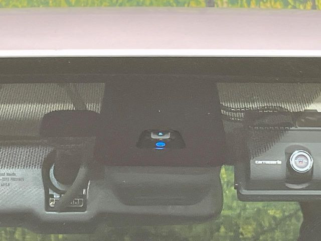 �y�O�He-Assist�z���s���ɑO���̎ԗ�����F�����A�Փ˂������Ȏ��͌x��ƃu���[�L�ŏՓˉ���Ɣ�Q�y�����A�V�X�g�B�����S�Ƀh���C�u�����y���݂��������܂��B