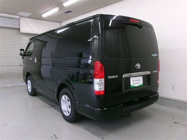 ハイエースバン