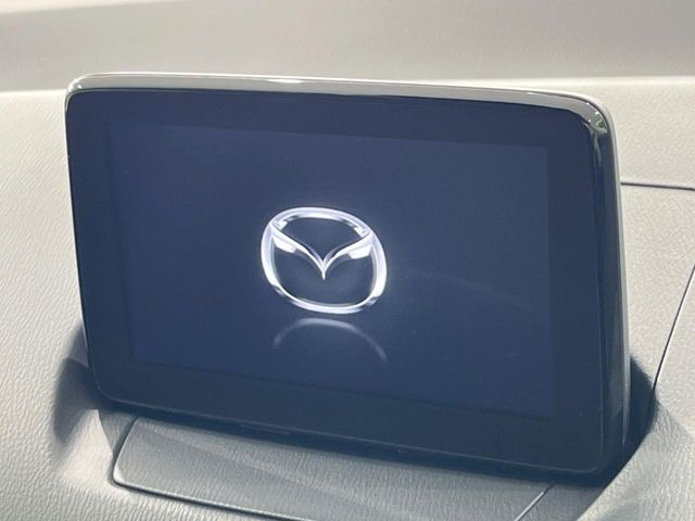 �y���[�J�[�����i�r�z�C���e���A�ɗn�����ރX�^�C���b�V���ȁu��p�݌v�v���[�J�[�i�r�𑕔��􎋔F���⑀�쐫�ȂǊ�{���\�ɂ��D��A���㎿�ȃJ�[���C�t�����y���݂��������܂��B