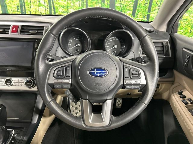 �y�����v�����X�e�A�����O�z�㎿�Ȋv���g�p���邱�ƂŁA��ɂ����������݂ƂĂ��^�]���₷���n���h���ł���