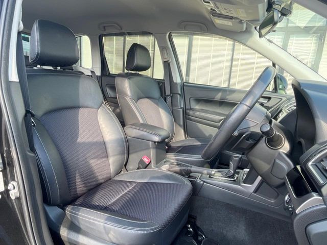 �y����R���r�V�[�g�z����̂ӂ���肪�e�ՂŃ����e�i���X�����ȒP�ȁA�@�\���ɗD��鍇����v���̗p�����㎿�ȃV�[�g�ł��B����S�n���悭�A���������ӂ��S�n�ǂ��ԓ���Ԃ����o���Ă���܂��B