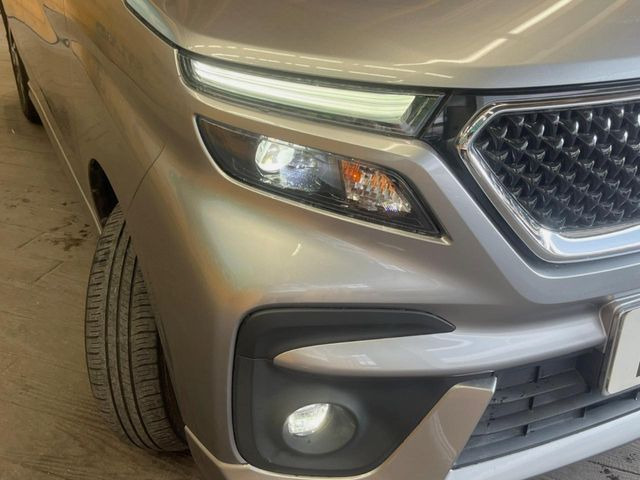 �yLED�w�b�h���C�g�z���V����ԑ��s�����ǍD�Ȏ��E���m�ۂ����S���ĉ^�]�ł��鍂�P�xLED�w�b�h���C�g�𑕔�!�_�����x�������A����d�͂��}�����Ă��܂��B