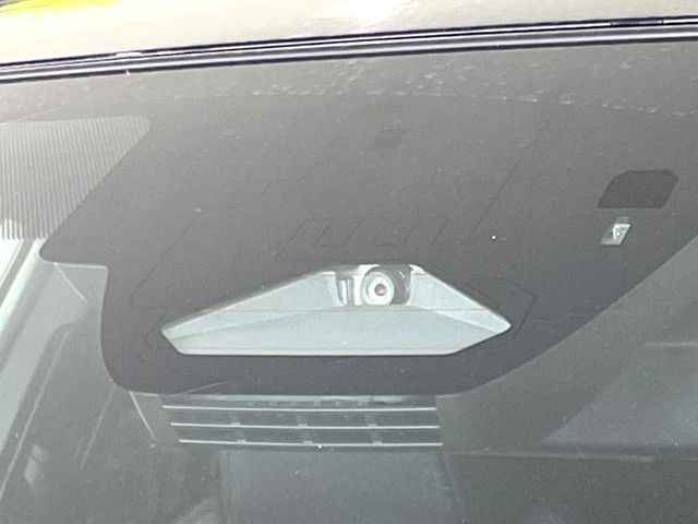 �y�g���^�Z�[�t�e�B�Z���X�z���s���ɑO���̎ԗ�����F�����A�Փ˂������Ȏ��͌x��ƃu���[�L�ŏՓˉ���Ɣ�Q�y�����A�V�X�g�B�����S�Ƀh���C�u�����y���݂��������܂��B