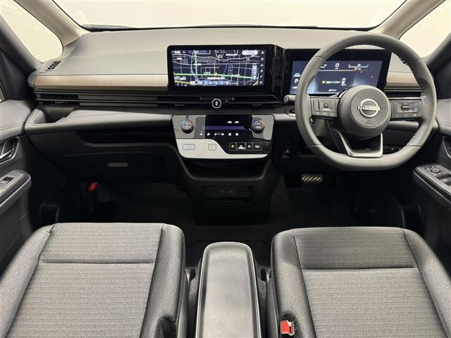 セレナ1.4 e-POWER ハイウェイスターV