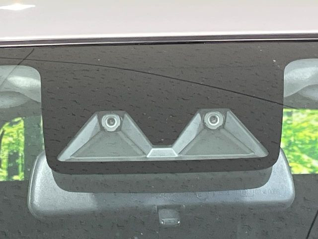 �y�X�}�[�g�A�V�X�g�z���s���ɑO���̎ԗ�����F�����A�Փ˂������Ȏ��͌x��ƃu���[�L�ŏՓˉ���Ɣ�Q�y�����A�V�X�g�B�����S�Ƀh���C�u�����y���݂��������܂��B