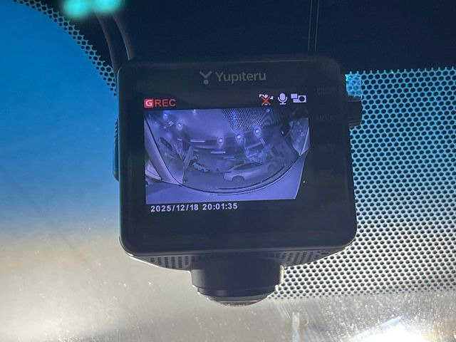 �y�h���C�u���R�[�_�[�z���S�E���S�ȃJ�[���C�t�ɕK�{�̃h���C�u���R�[�_�[�𑕔�!���s���͂������A������^�]�⎖�̂ɑ��������ۂ̏󋵂��f���ŋL�^���A����̃��X�N�ɔ����܂��B