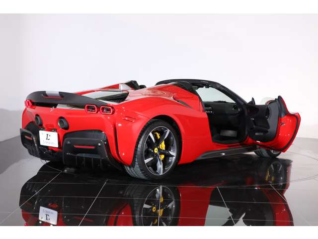 �͋����Ɛ��k�������˔��������`���B��͐��\���ӎ������t�H�������A���p���������̉s������ۂÂ��܂��B