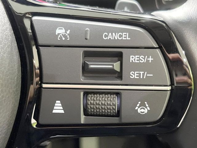 �y�A�_�v�e�B�u�N���[�Y�R���g���[���z�������H�ł̒��������s���y��!!�����ő��x��ۂN���[�Y�R���g���[�����A�Փˌy���V�X�e���ƘA�g���A�O���̎ԗ������m���ĎԊԂ�ۂ悤�ɑ��x���߂��Ă���܂�!!