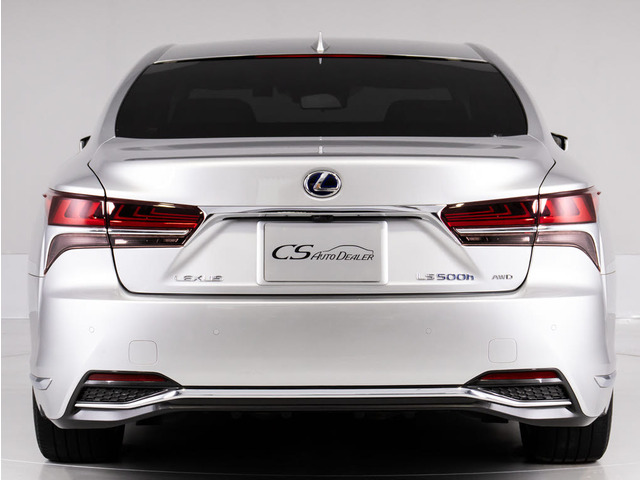 ��ԗǍD�ȃ\�j�b�N�V���o�[�{�f�B!���s��̃{�f�B�R�[�e�B���O���{�H�\�ł�