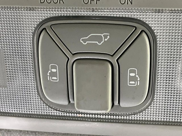 �y�����p���[�X���C�h�h�A�z�X�}�[�g�L�[��^�]�Ȃ̃X�C�b�`�Ō�ȗ����X���C�h�h�A�̊J���\���d��������͂����ăh�A���J����K�v�������A�����Ȃ��q�l�ł��ȒP�ɊJ���߂ł����K�ł���