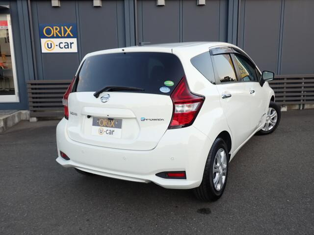 �����r���[�̉摜�ɂȂ�܂��B�I���b�N�X�F�蒆�ÎԂɂ́A���w��������S���Ă���肢���������߂ɁA�Ǝ��́u�I���b�N�X�F�蒆�Îԕۏ؁v�����t�����Ă��܂��B