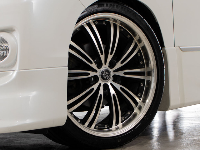 ���^�C�����������D�݂̃��[�J-��f�U�C���̃z�C�[���ւ̊����������Ă���܂�!