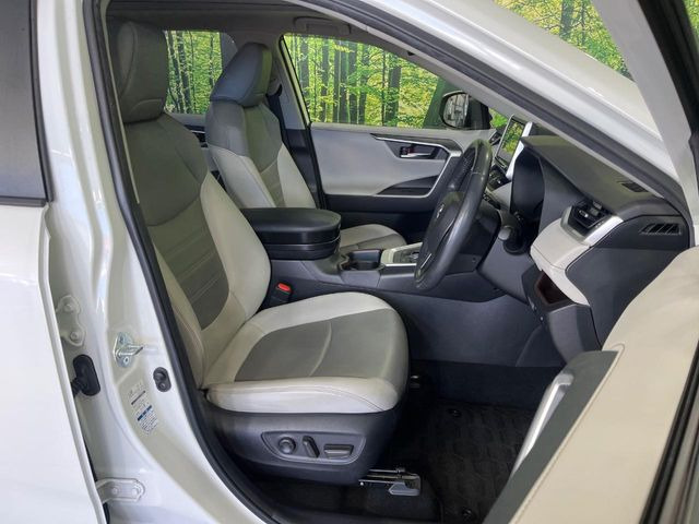 �y���烌�U�[�V�[�g�z����̂ӂ���肪�e�ՂŃ����e�i���X�����ȒP�ȁA�@�\���ɗD��鍇����v���̗p�����㎿�ȃV�[�g�ł��B����S�n���悭�A���������ӂ��S�n�ǂ��ԓ���Ԃ����o���Ă���܂��B