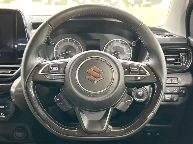 �y�����v�����X�e�A�����O�z�㎿�Ȋv���g�p���邱�ƂŁA��ɂ����������݂ƂĂ��^�]���₷���n���h���ł���