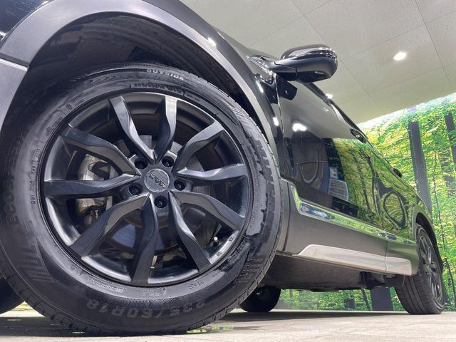 �y18�C���`�A���~�z�C�[���z�O�ςɃ}�b�`�����A���~�z�C�[���𑕒����Ă���܂��B�e��A���~�z�C�[����A�X�^�b�h���X�^�C�����戵�����Ă���܂��B���񂲑��k����������