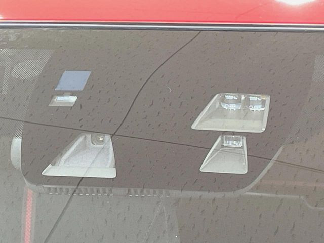 �y�X�}�[�g�V�e�B�u���[�L�T�|�[�g�z�ᑬ���s���ɑO���̎ԗ�����F�����A�Փ˂������Ȏ��͌x��ƃu���[�L�ŏՓˉ���Ɣ�Q�y�����A�V�X�g�B�����S�Ƀh���C�u�����y���݂��������܂��B