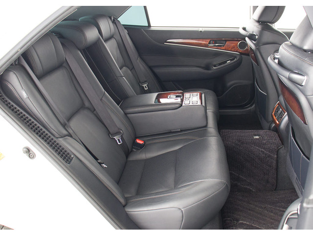 ���e�[���X���[�N��LED���H�A�}�t���[�A���[�t�X�|�C���[�A�G�A���p�[�c�Ȃǎ��t������܂�!