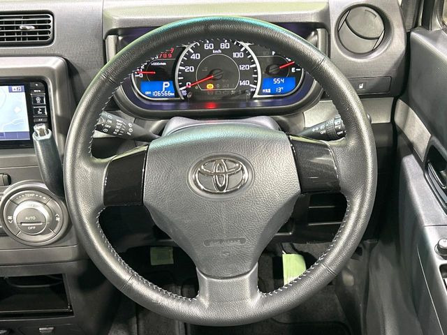 �y�����v�����X�e�A�����O�z�㎿�Ȋv���g�p���邱�ƂŁA��ɂ����������݂ƂĂ��^�]���₷���n���h���ł���