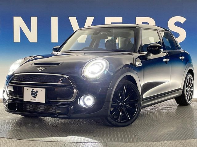 ��LED�w�b�h���C�g:��ԑ��s�����ǍD�Ȏ��E���m�ۂ����S���ĉ^�]�ł��鍂�P�xLED�w�b�h���C�g�𑕔�!�_�����x�������A����d�͂��}�����Ă��܂��B