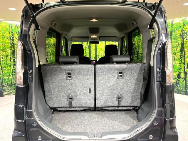 ���i�̂���������ʋ΁A���}���ɏ\���ȉ׎��X�y�[�X���m�ۂ��Ă���܂��B�Z�J���h�V�[�g��|���ƁA�傫�ȉו��̐ύڂ��\�ł���