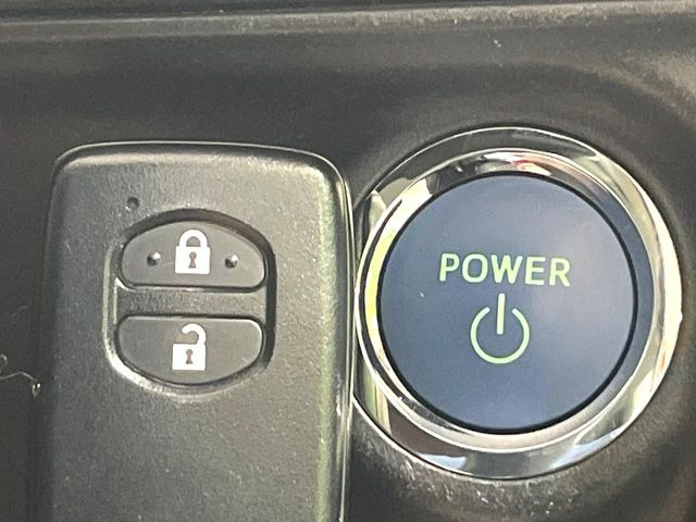 �y�X�}�[�g�L�[�z�J�o����|�P�b�g�ɓ��ꂽ�܂܂ł��h�A�̎{���E�������\�ȃX�}�[�g�L�[�𑕔��B�G���W���̃I���E�I�t�����J�M�����o���K�v����������Ƃ��Ă��֗��ł���