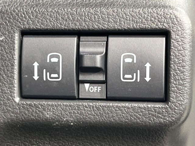 �y�����p���[�X���C�h�h�A�z�X�}�[�g�L�[��^�]�Ȃ̃X�C�b�`�Ō�ȗ����X���C�h�h�A�̊J���\���d��������͂����ăh�A���J����K�v�������A�����Ȃ��q�l�ł��ȒP�ɊJ���߂ł����K�ł���