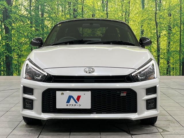 ���Ђł́A�S�ԁw�C�����Ȃ��x�̂��Ԃ̂ݎ�舵���Ă���܂��B��C�o�C���[�ɂ�錵�I�����d����̌�A���Ɍ�̎ԗ��`�F�b�N���s���A�l�N�X�e�[�W���F�肵�����i���Ȓ��ÎԂ����񋟂��Ă���܂��B