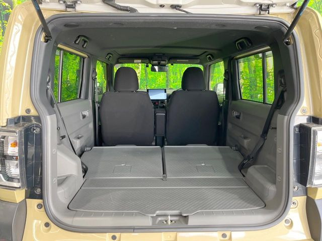 ���i�̂���������ʋ΁A���}���ɏ\���ȉ׎��X�y�[�X���m�ۂ��Ă���܂��B�Z�J���h�V�[�g��|���ƁA�傫�ȉו��̐ύڂ��\�ł���