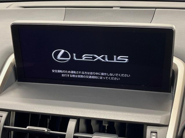 �y10�C���`���C�h�i�r�z�������ƃC���p�N�g�̂����^���C�h�i�r�𑕔��B�e��I�[�f�B�I����͂������A�������C�h��ʂł̃}�b�v2�����\���ȂǁA���֐��������i�r�ł���