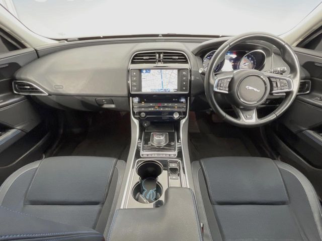 �A���ԃO���[�v���݌ɐ���2,000��!�S���̌n��X���烁�[�J�[�E�Ԏ��킸���Љ�o����̂ŁA���Ȃ��Ƀs�b�^���̂��Ԃ�������͂��ł���܂��͂��₢���킹��������