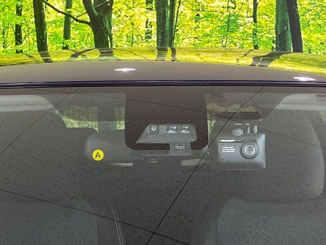 �y�g���^�Z�[�t�e�B�Z���X�z���s���ɑO���̎ԗ�����F�����A�Փ˂������Ȏ��͌x��ƃu���[�L�ŏՓˉ���Ɣ�Q�y�����A�V�X�g�B�����S�Ƀh���C�u�����y���݂��������܂��B