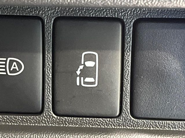 �y�p���[�X���C�h�h�A�z�X�}�[�g�L�[��^�]�Ȃ̃X�C�b�`�ŃX���C�h�h�A�̊J���\���d��������͂����ăh�A���J����K�v�������A���������q�l�ł��A�d���ו��������Ă��鎞�����N�ɊJ���߂ł��܂���