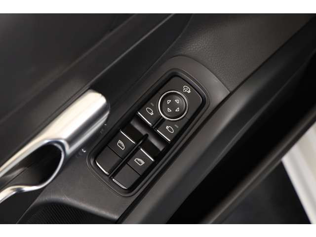 ���s���ȓ_�₲����A�X�ɂ͂��v�]�Ȃǌ�����܂����炨�C�y�ɂ��\���t���������B�o������育�v�]�ɂ������v���܂��B���Ђ̍݌ɂ͉�]���������߁A�����߂ɂ�����������΍K���ł��B