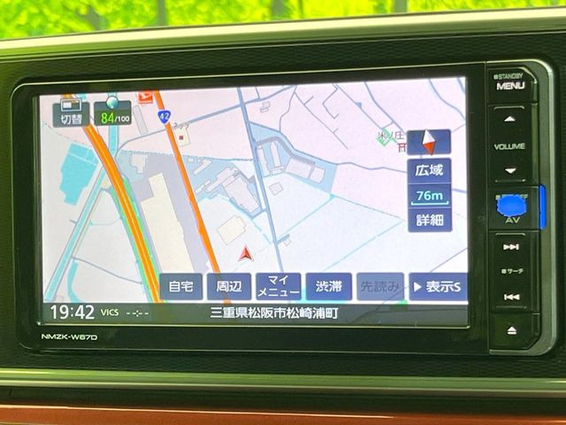 �y�����i�r�z�l�C�̏����i�r�𑕔����Ă���܂��B�i�r�̎g���₷���͂������A�I�[�f�B�I�@�\���[��!�L�����v�◷�s�͂������A�ʋ΂┃�����ȂǕ��i�̃h���C�u���y�����Ȃ�͂���