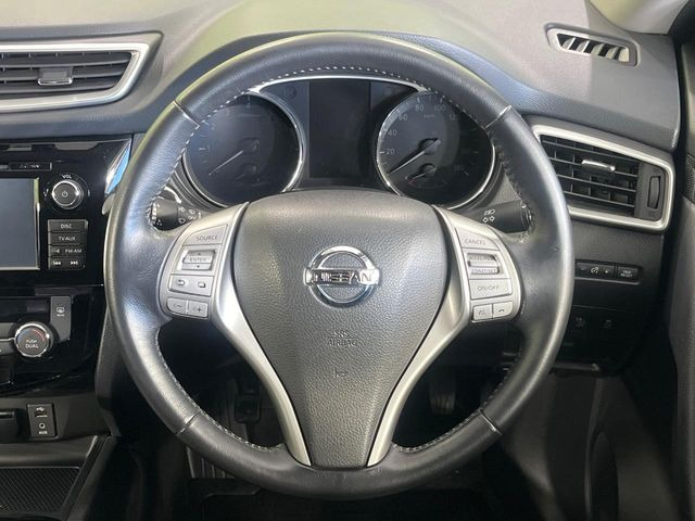 �y�����v�����X�e�A�����O�z�㎿�Ȋv���g�p���邱�ƂŁA��ɂ����������݂ƂĂ��^�]���₷���n���h���ł���