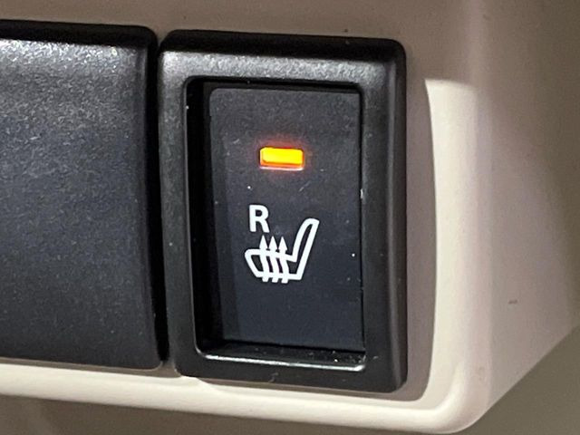 �y�V�[�g�q�[�^�[�z�������ɏd�󂷂�V�[�g�q�[�^�[!�G�A�R����葁�����܂��Ă����̂Ŋ�����̐l�����S�ł��ˁ�G�A�R���̉����͊������邩����A�Ƃ������ɂ����������߂ł��B