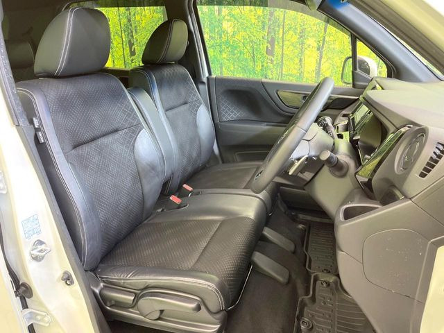 �y�n�[�t���U�[�V�[�g�z�������ƍ���S�n�𗼗������l�C�̃V�[�g���w�ʁE���ʂ̃t�@�u���b�N�f�ނ́A�ʋC���̗ǂ��⊊��ɂ����ɗD��Ă��܂��B�C���╞���ɍ��E���ꂸ���K�ɂ���肢�������܂��B