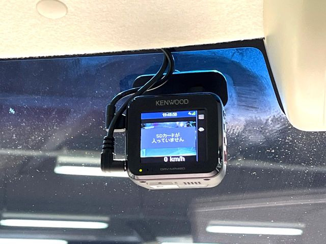 �y�h���C�u���R�[�_�[�z���S�E���S�ȃJ�[���C�t�ɕK�{�̃h���C�u���R�[�_�[�𑕔�!���s���͂������A������^�]�⎖�̂ɑ��������ۂ̏󋵂��f���ŋL�^���A����̃��X�N�ɔ����܂��B