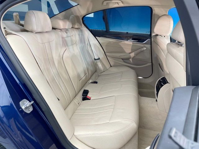 ���V�[�g�̎g�p��:�j��E�ւ�������Ȃ��A�����̒ʂ肫�ꂢ�ȏ�Ԃ��ێ����Ă���܂��B�܂��A�����N���[�j���O�E�R�[�e�B���O�����p�����������܂��B